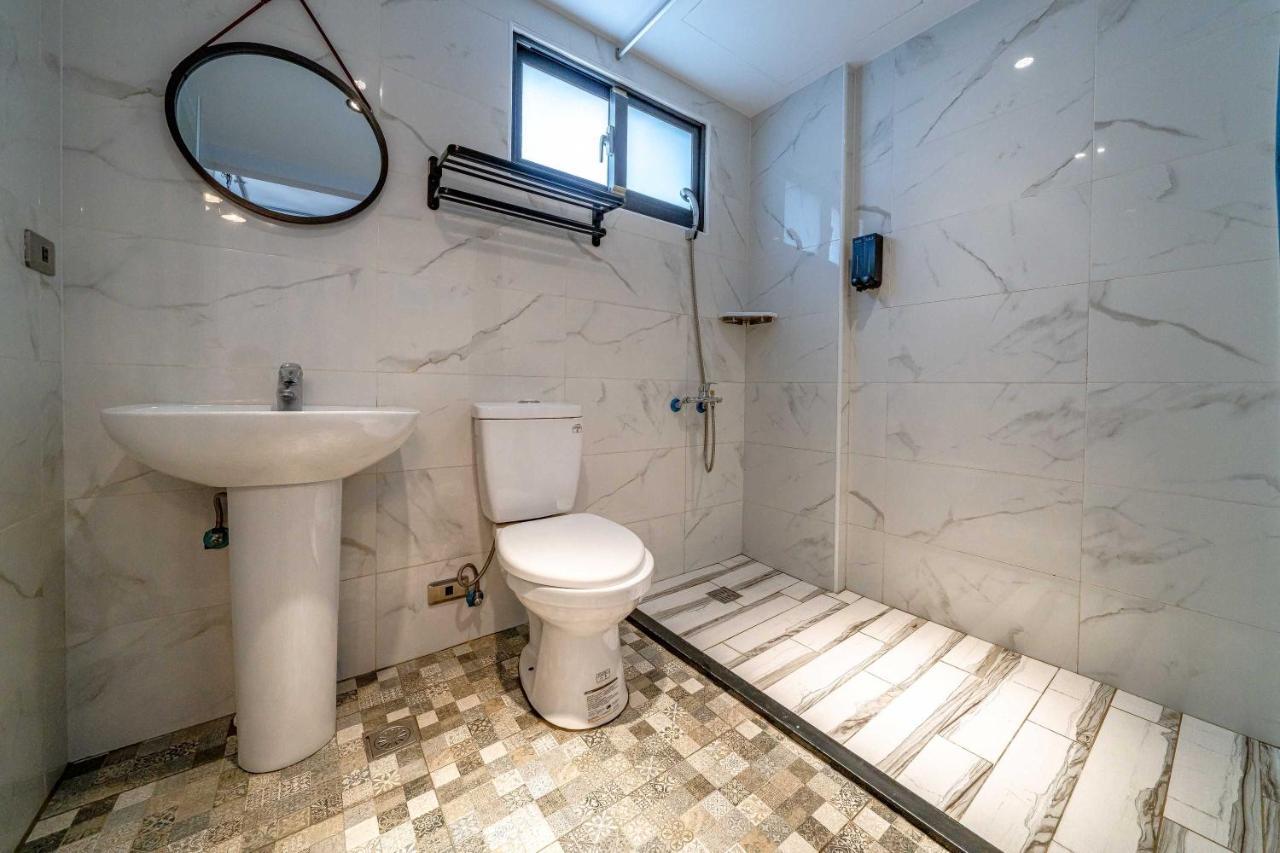 Blue House Homestay 花蓮市 エクステリア 写真